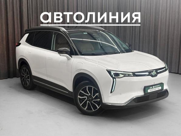 Weltmeister W6 с пробегом 2021 года, цена 2 600 000 рублей, 39450 км, внедорожник, Автокод Объявления