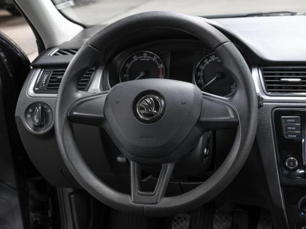 Skoda Rapid I Рестайлинг с пробегом 2019 года, цена 1 197 000 рублей, 167000 км, лифтбек, Автокод Объявления
