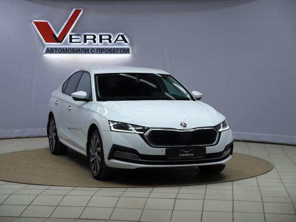 Skoda Octavia IV (A8) с пробегом 2021 года, цена 2 290 000 рублей, 127675 км, лифтбек, Автокод Объявления