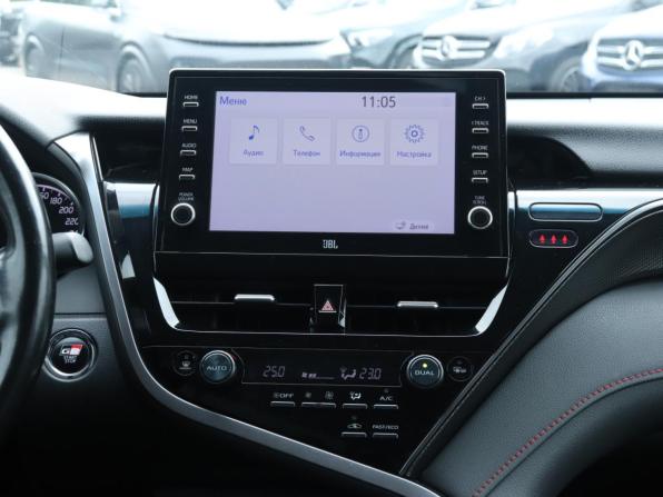 Toyota Camry VIII (XV70) Рестайлинг с пробегом 2021 года, цена 2 950 000 рублей, 141399 км, седан, Автокод Объявления