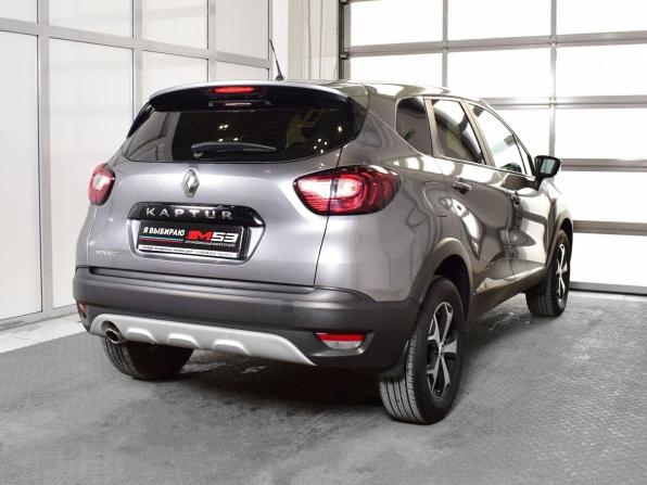 Renault Kaptur I с пробегом 2018 года, цена 1 250 999 рублей, 116954 км, внедорожник, Автокод Объявления