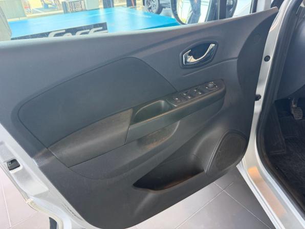 Renault Kaptur I с пробегом 2016 года, цена 1 349 000 рублей, 128015 км, внедорожник, Автокод Объявления