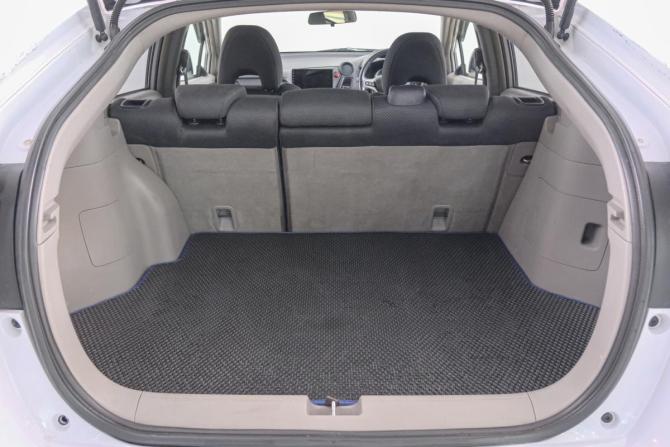 Honda Insight II с пробегом 2009 года, цена 749 000 рублей, 236000 км, хэтчбек, Автокод Объявления