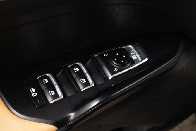 Kia K5 III с пробегом 2020 года, цена 2 799 000 рублей, 110699 км, седан, Автокод Объявления