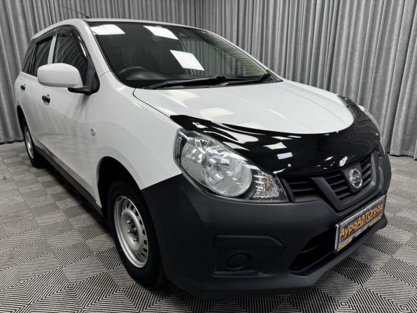 Nissan AD III Рестайлинг с пробегом 2018 года, цена 1 000 000 рублей, 133896 км, универсал, Автокод Объявления