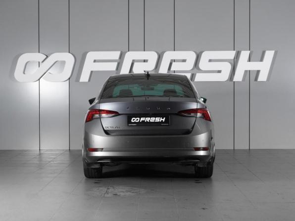 Skoda Octavia IV (A8) с пробегом 2020 года, цена 2 139 000 рублей, 143431 км, лифтбек, Автокод Объявления