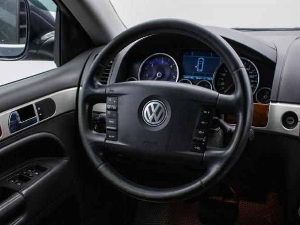 Volkswagen Touareg I Рестайлинг с пробегом 2008 года, цена 950 000 рублей, 336713 км, внедорожник, Автокод Объявления