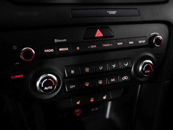 Kia Sportage IV Рестайлинг с пробегом 2021 года, цена 1 689 000 рублей, 235366 км, внедорожник, Автокод Объявления