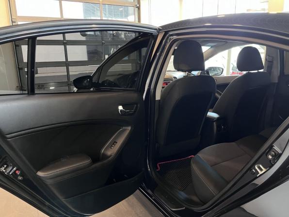 Kia Cerato III Рестайлинг (Classic) с пробегом 2019 года, цена 1 630 000 рублей, 112723 км, седан, Автокод Объявления