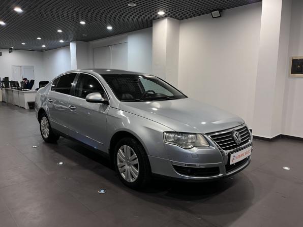 Volkswagen Passat B6 с пробегом 2007 года, цена 605 000 рублей, 245321 км, седан, Автокод Объявления
