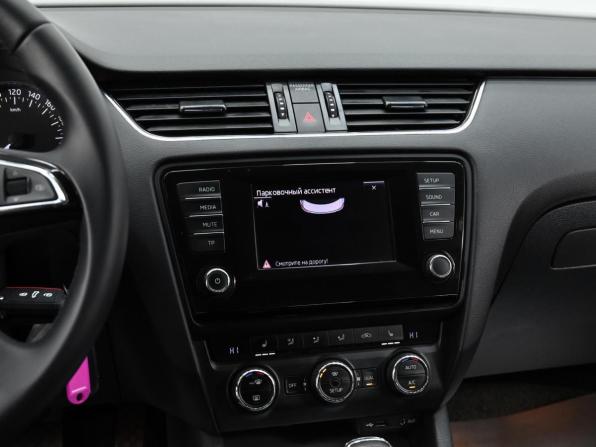 Skoda Octavia III (A7) с пробегом 2015 года, цена 1 349 000 рублей, 120000 км, лифтбек, Автокод Объявления