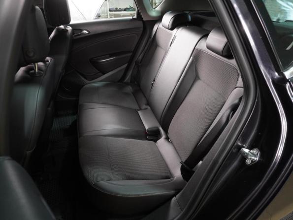 Opel Astra J с пробегом 2011 года, цена 889 000 рублей, 102704 км, хэтчбек, Автокод Объявления