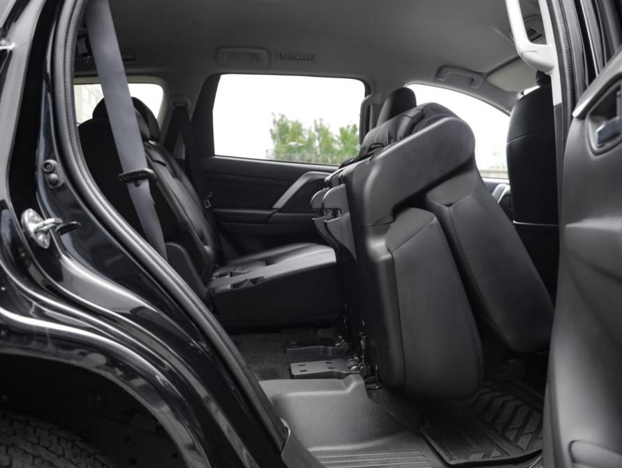 Mitsubishi Pajero Sport III Рестайлинг Санкт-Петербург  - изображение 30