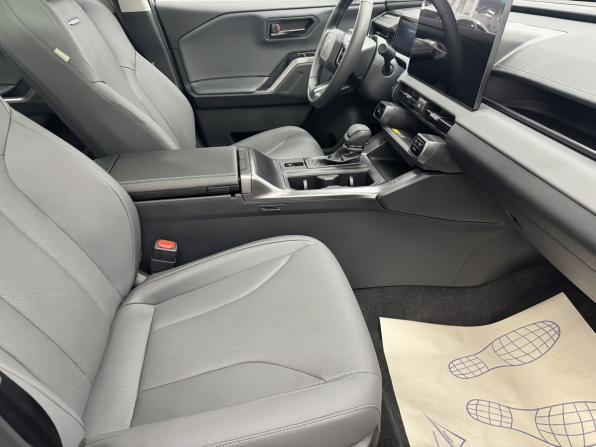 Toyota RAV4 VI (XA60) с пробегом 2026 года, цена 4 320 000 рублей, 45 км, внедорожник, Автокод Объявления