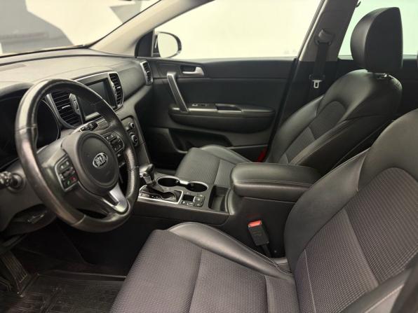 Kia Sportage III Рестайлинг с пробегом 2016 года, цена 2 329 000 рублей, 139115 км, внедорожник, Автокод Объявления