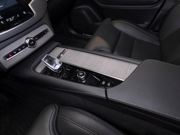 Volvo XC90 II Рестайлинг 1 с пробегом 2023 года, цена 6 880 000 рублей, 4650 км, внедорожник, Автокод Объявления