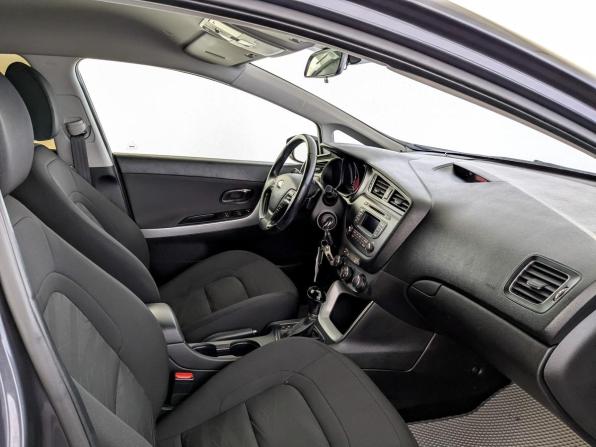 Kia Ceed II Рестайлинг с пробегом 2018 года, цена 1 410 000 рублей, 102124 км, хэтчбек, Автокод Объявления