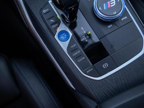 BMW 3 серии VII (G2x) с пробегом 2020 года, цена 4 200 000 рублей, 71362 км, седан, Автокод Объявления