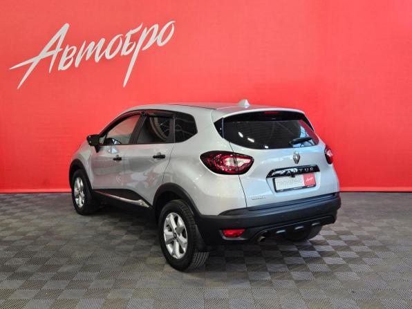 Renault Kaptur I с пробегом 2018 года, цена 1 275 000 рублей, 109732 км, внедорожник, Автокод Объявления