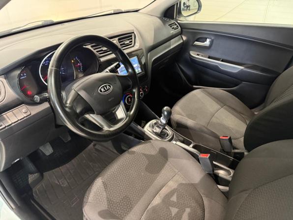 Kia Rio III с пробегом 2012 года, цена 575 000 рублей, 170001 км, седан, Автокод Объявления