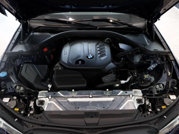 BMW 3 серии VII (G2x) с пробегом 2019 года, цена 3 699 000 рублей, 120718 км, седан, Автокод Объявления