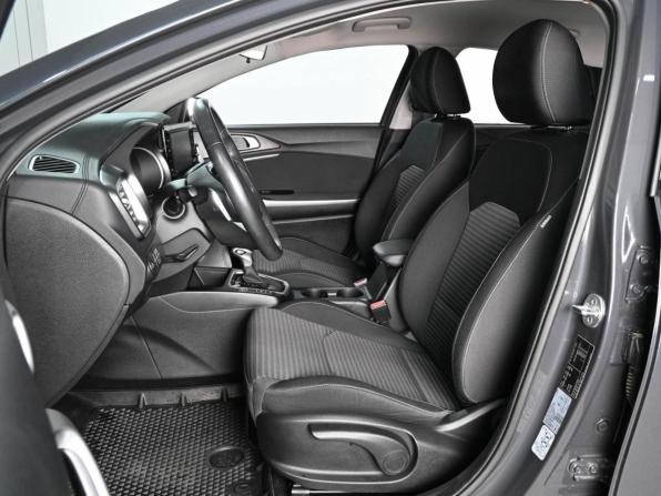 Kia Ceed III Рестайлинг с пробегом 2022 года, цена 2 199 000 рублей, 60984 км, хэтчбек, Автокод Объявления