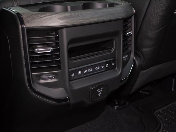 Ram 1500 V Рестайлинг с пробегом 2026 года, цена 10 799 000 рублей, 54 км, offers.body_type.unknown, Автокод Объявления