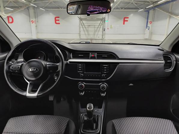 Kia Rio IV с пробегом 2018 года, цена 990 000 рублей, 212191 км, хэтчбек, Автокод Объявления