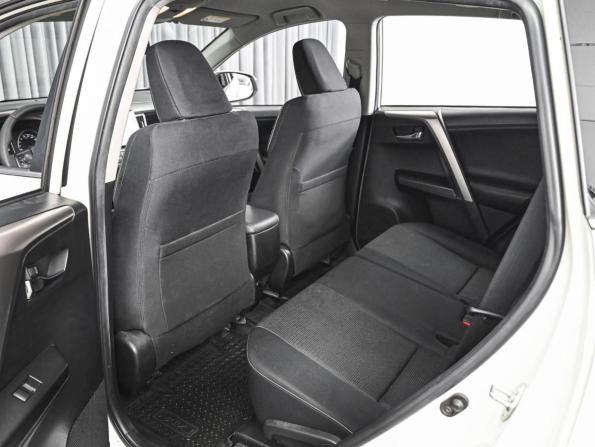 Toyota RAV4 IV (XA40) Рестайлинг с пробегом 2016 года, цена 2 379 000 рублей, 86625 км, внедорожник, Автокод Объявления