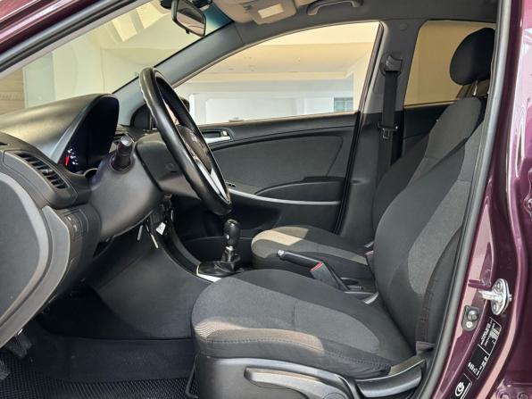 Hyundai Solaris I с пробегом 2013 года, цена 670 000 рублей, 163289 км, седан, Автокод Объявления
