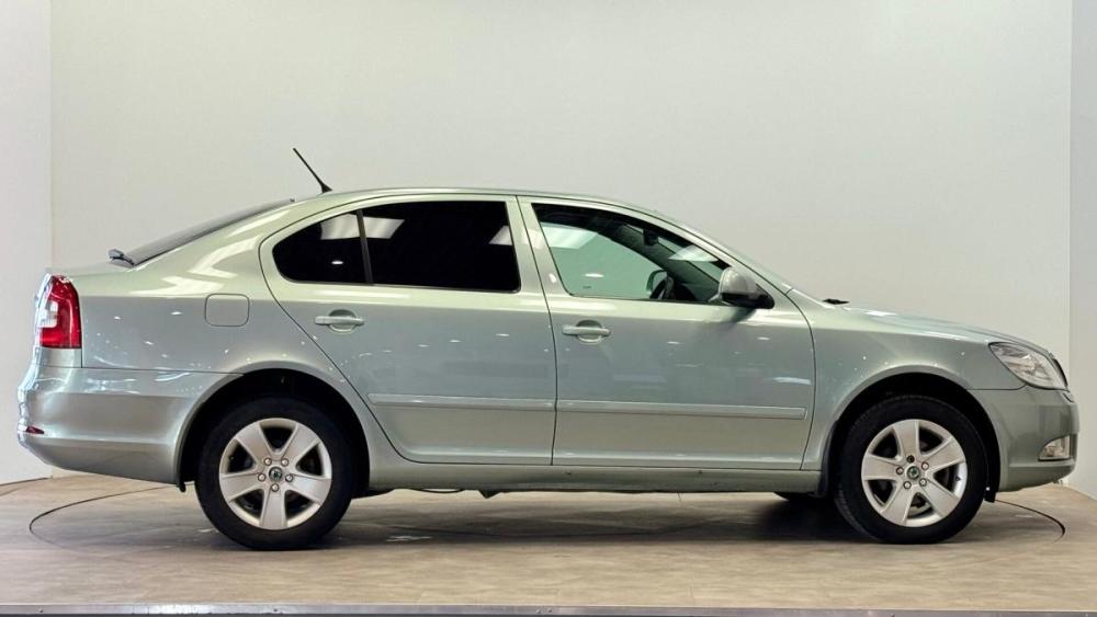Skoda Octavia II (A5) Рестайлинг Киров  - изображение 5