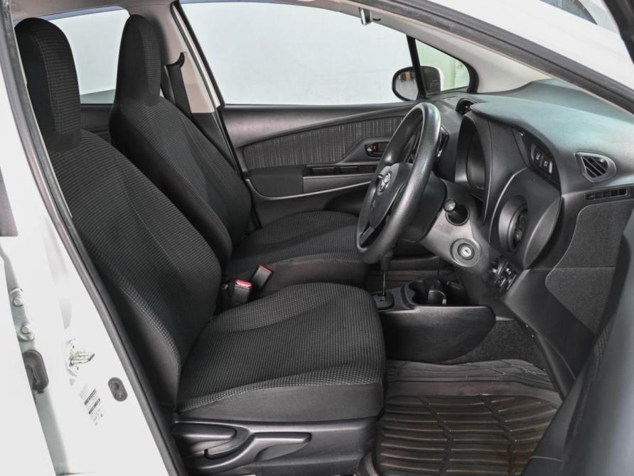 Toyota Vitz III (XP130) Рестайлинг 2 Ростов-на-Дону  - изображение 10