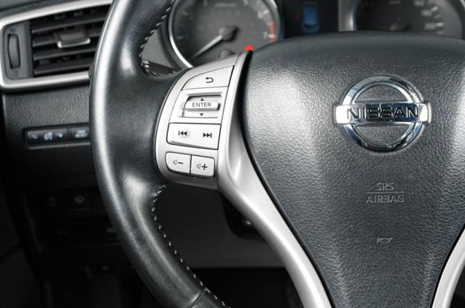 Nissan Qashqai II с пробегом 2017 года, цена 1 769 000 рублей, 192709 км, внедорожник, Автокод Объявления