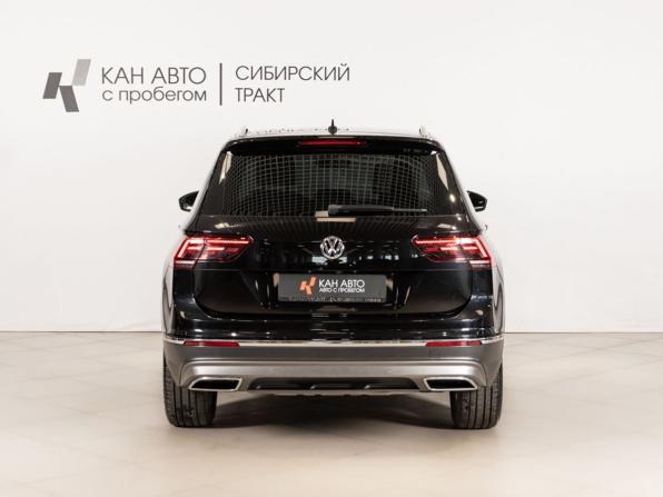 Volkswagen Tiguan II с пробегом 2018 года, цена 3 450 000 рублей, 92321 км, внедорожник, Автокод Объявления