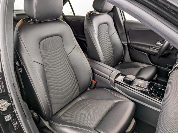 Mercedes-Benz A-Класс IV (W177) с пробегом 2018 года, цена 2 230 000 рублей, 114793 км, седан, Автокод Объявления