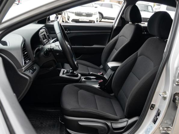 Hyundai Elantra VI (AD) с пробегом 2017 года, цена 1 300 000 рублей, 165933 км, седан, Автокод Объявления