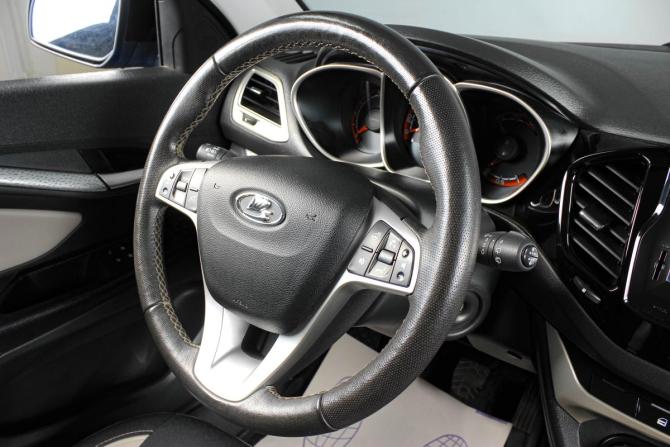 Lada (ВАЗ) Vesta I с пробегом 2020 года, цена 1 379 000 рублей, 83000 км, универсал, Автокод Объявления