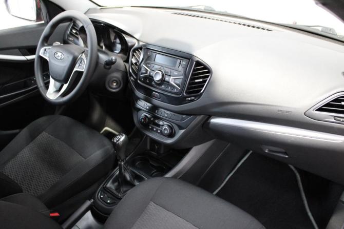 Lada (ВАЗ) Vesta I с пробегом 2018 года, цена 725 000 рублей, 188075 км, седан, Автокод Объявления