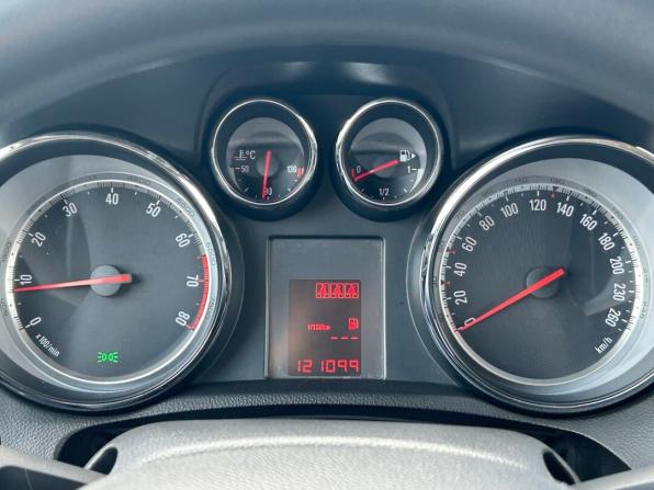 Opel Mokka I с пробегом 2014 года, цена 1 100 000 рублей, 121099 км, внедорожник, Автокод Объявления