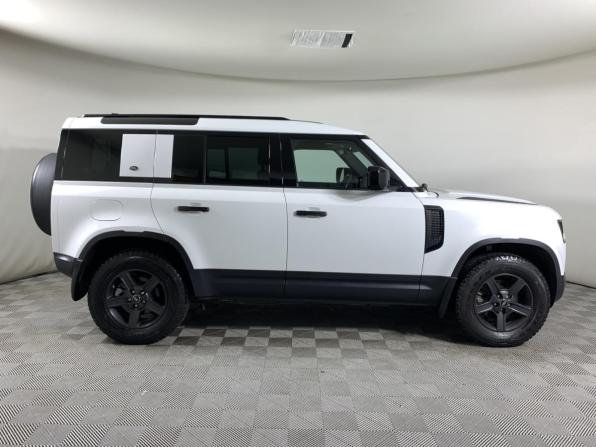 Land Rover Defender II с пробегом 2021 года, цена 5 380 000 рублей, 33244 км, внедорожник, Автокод Объявления