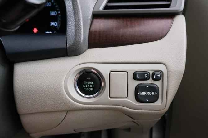 Toyota Premio II (T26) Рестайлинг с пробегом 2010 года, цена 999 000 рублей, 122463 км, седан, Автокод Объявления