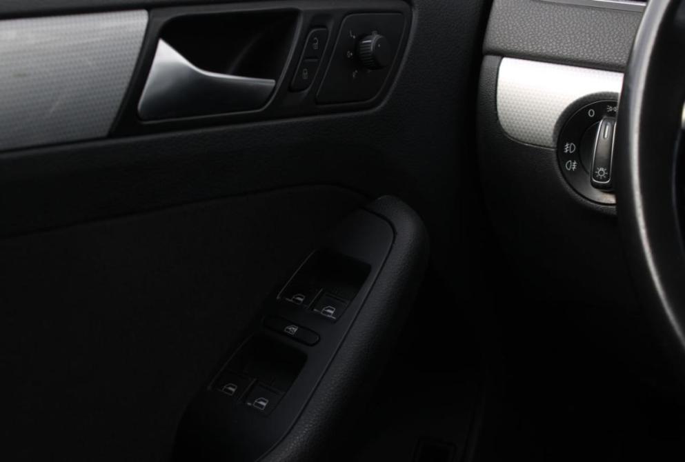 Volkswagen Jetta VI Саратов  - изображение 25