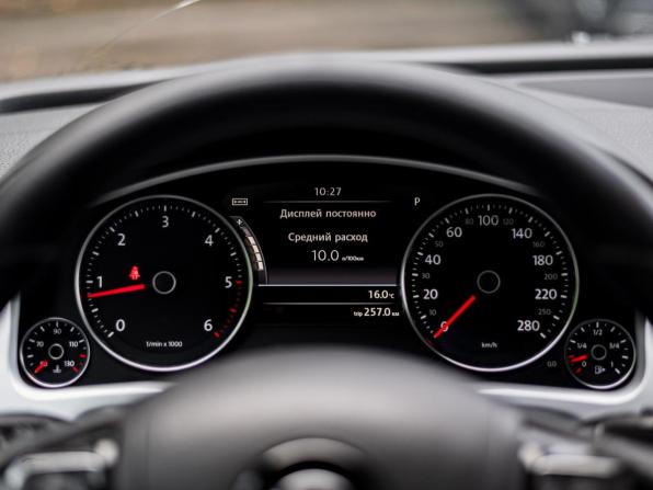 Volkswagen Touareg II с пробегом 2014 года, цена 1 520 000 рублей, 461086 км, внедорожник, Автокод Объявления