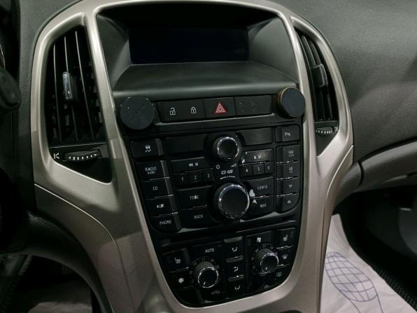 Opel Astra J с пробегом 2011 года, цена 699 000 рублей, 239500 км, хэтчбек, Автокод Объявления
