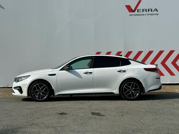 Kia Optima IV Рестайлинг с пробегом 2018 года, цена 1 990 000 рублей, 122000 км, седан, Автокод Объявления