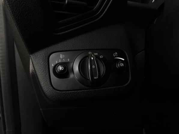 Ford Kuga II Рестайлинг с пробегом 2017 года, цена 1 540 000 рублей, 122813 км, внедорожник, Автокод Объявления
