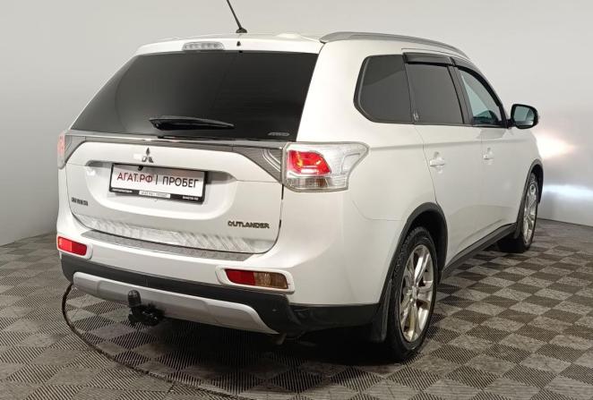 Mitsubishi Outlander III с пробегом 2014 года, цена 1 400 000 рублей, 218940 км, внедорожник, Автокод Объявления