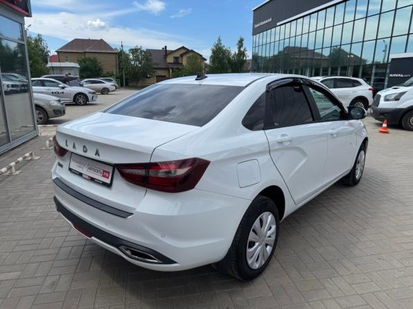 Lada (ВАЗ) Vesta I Рестайлинг (NG) с пробегом 2025 года, цена 1 329 900 рублей, 17925 км, седан, Автокод Объявления