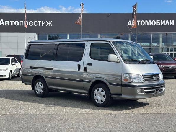 Toyota HiAce H100 с пробегом 2003 года, цена 1 090 000 рублей, 235445 км, минивэн, Автокод Объявления