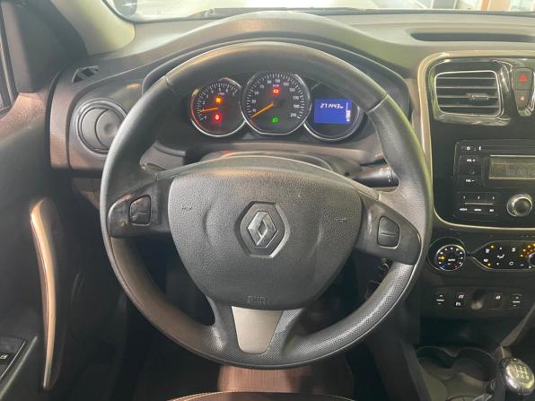 Renault Logan II с пробегом 2014 года, цена 390 000 рублей, 270815 км, седан, Автокод Объявления
